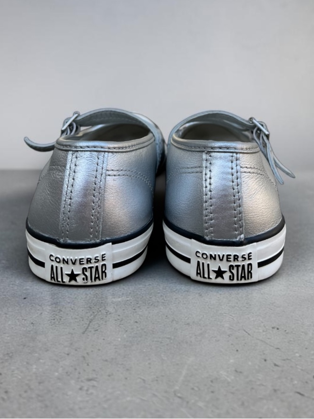 Converse Silver Metallic Double Buckle Mary Jane Women’s 7.5 - Picture 6 of 8